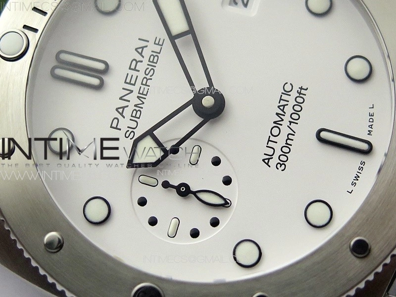 PAM1226 Submersible TTF Best Edition White Dial On Green Rubber Strap P.900 Clone